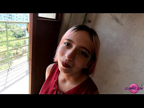 ❤️ شاگرد سينوئل چوسي ٿو هڪ اجنبي کي ٻاهر جي پوئتي ۾ - هن جي منهن تي ❌  ️❤